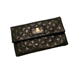 Marc Jacobs black leather clutch